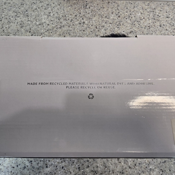 Steve Madden Slippers Black Faux Fur Criss Cross Slip On Large 9/10 NEW IN BOX - Picture 5 of 6